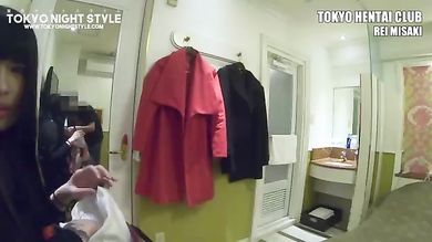 Японская эротика с цензурой не дает насладиться голыми прелестями токийской гейши Рей Мисаки